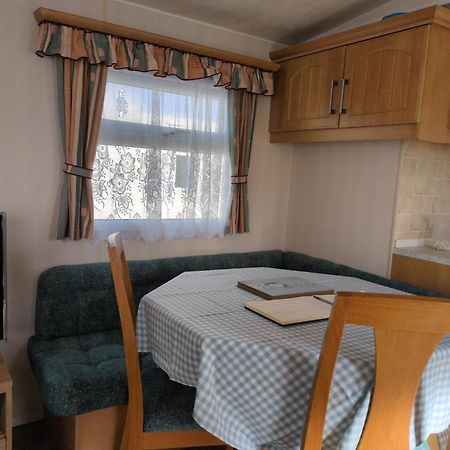 L&G Family Holidays 8 Berth Sealands Familys Only And The Lead Person Must Be Over 30 (Adults Only) Ingoldmells Eksteriør billede