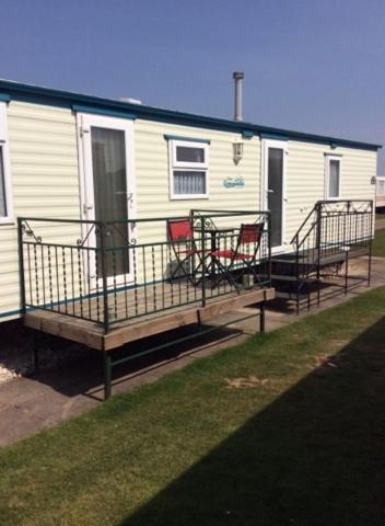 L&G Family Holidays 8 Berth Sealands Familys Only And The Lead Person Must Be Over 30 (Adults Only) Ingoldmells Eksteriør billede
