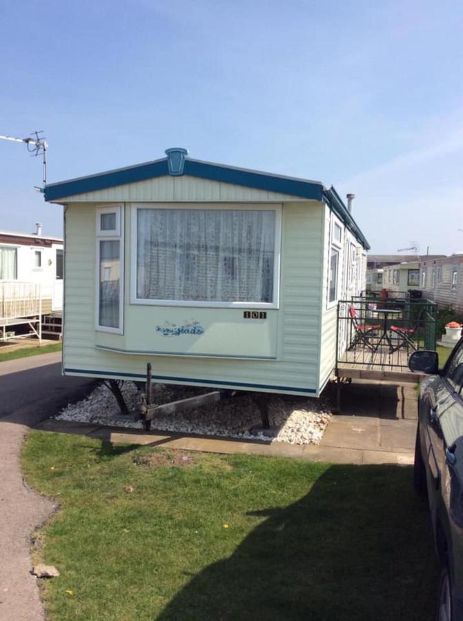 L&G Family Holidays 8 Berth Sealands Familys Only And The Lead Person Must Be Over 30 (Adults Only) Ingoldmells Eksteriør billede