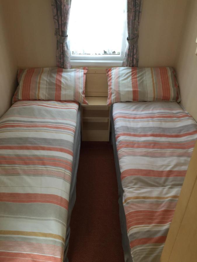 L&G Family Holidays 8 Berth Sealands Familys Only And The Lead Person Must Be Over 30 (Adults Only) Ingoldmells Eksteriør billede